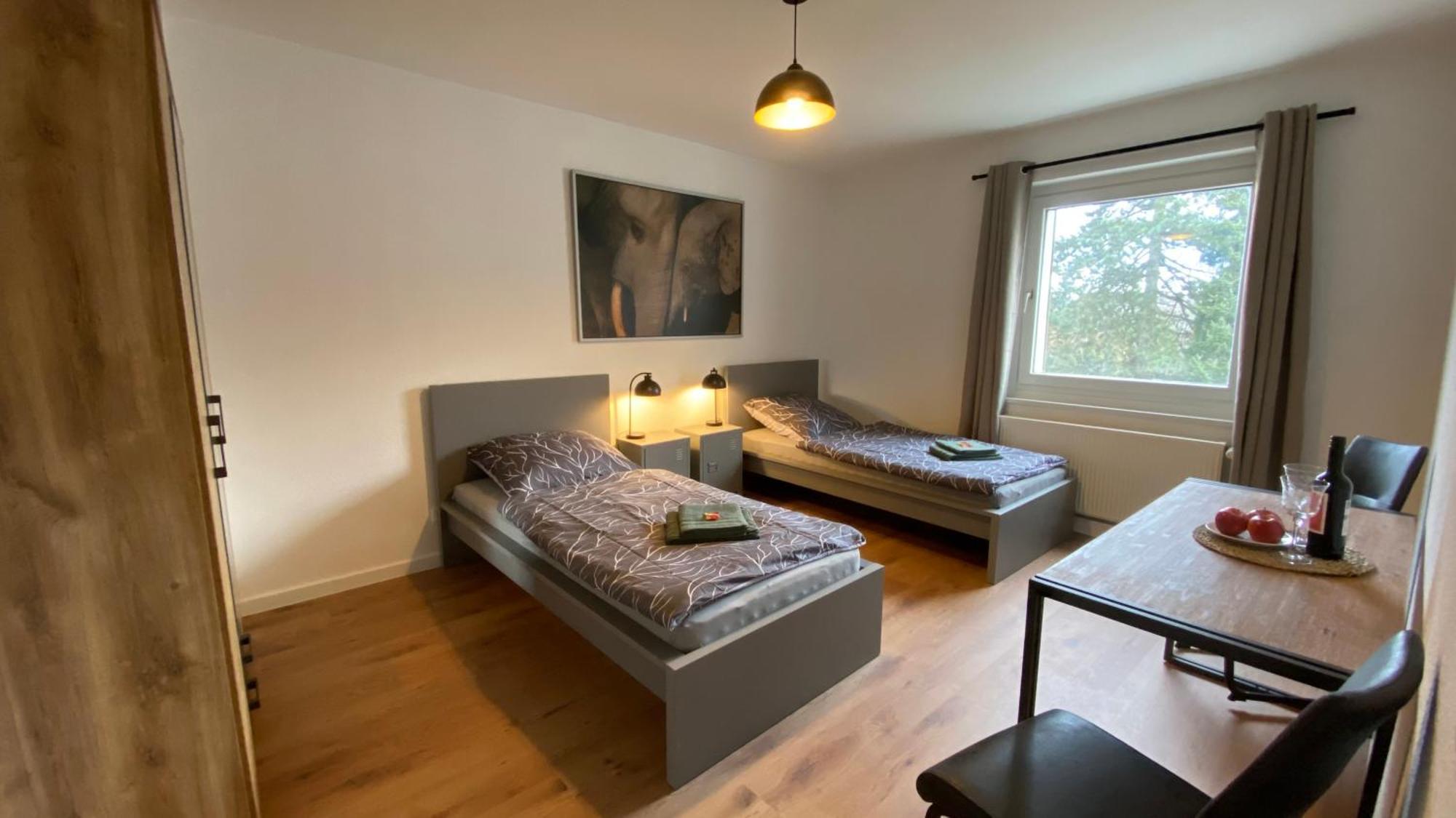 Charlie , Solingen Mitte, Ferien/Messe Wohnung Fuer Bis Zu 5 Personen 외부 사진